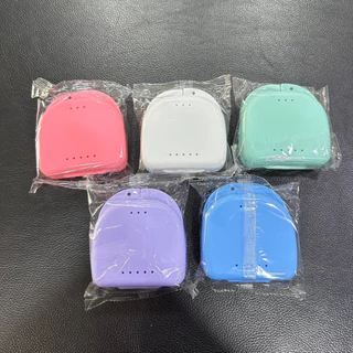 กล่องรีเทนเนอร์ เครื่องมือจัดฟัน ฟันปลอม แบบพกพา