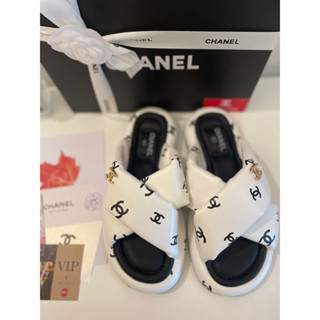 รองเท้าแตะ CHANEL PREMIUM’S GIFT