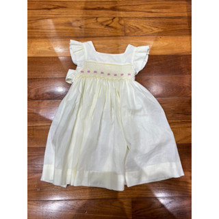 smocked dress 3y / 4y งานสวยมาก Handmade ผ้าเบาสบาย เหมาะกับหน้าร้อน