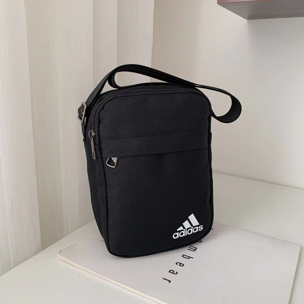 AdidasกับNikeกระเป๋าใบเล็กกระเป๋ากีฬาผู้ชายและผู้หญิง