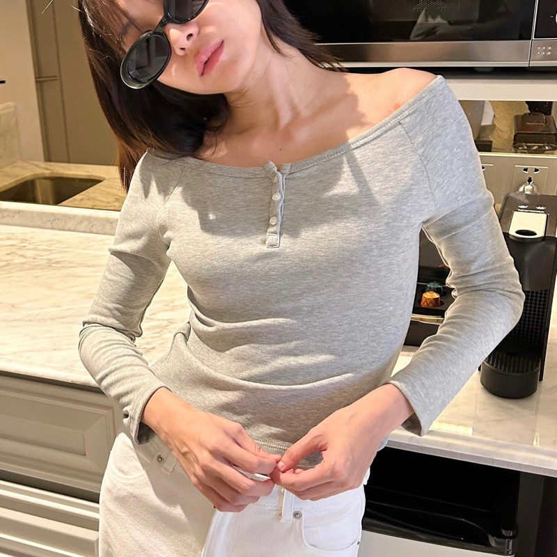 Lana Top (GREY) เสื้อแขนยาวทรงกึ่งปาดไหล่