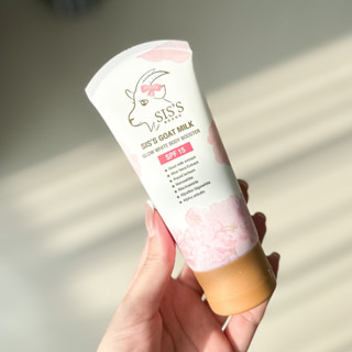 Siss Goat Milk Glow White Body Booster ซิสส์ กันแดดบีบีนมแพะ