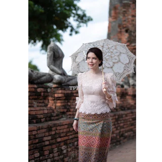 ร่มลูกไม้ฉลุ สีขาวขนาดใหญ่ใช้งานจริง #ร่มลูกไม้ ร่มแต่งงานพร้อมส่งขาวกับครีม