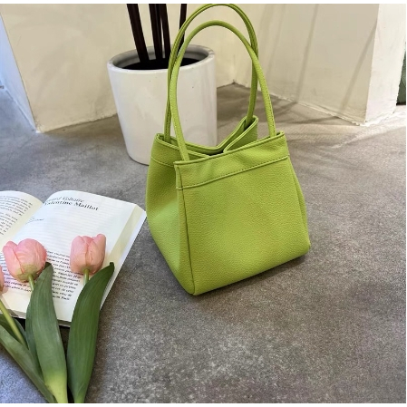 💕ivy  กระเป๋าหนังแบบถือ ปรับได้หลายทรง Ella (A360)  กระเป๋าแฟชั่นสำหรับผู้หญิง