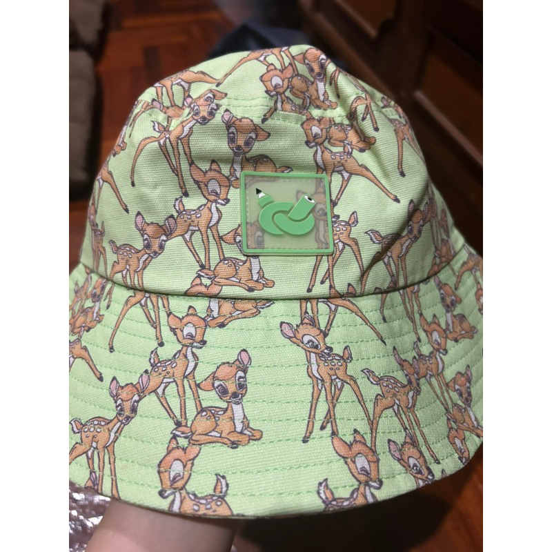 หมวกkloset x bambi แท้
