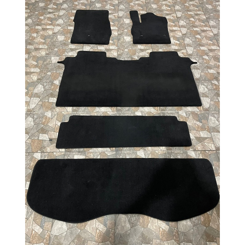 พรม Alphard 30 มือสองสภาพ