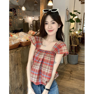 Scout plaid top 🍔    .