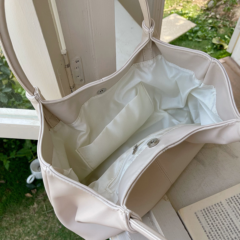 [ใช้2โค้ดส่งฟรี+ลดเพิ่ม]ส่งด่วนจากไทย!กระเป๋าหนังเกาหลี สายสะพายแข็งแรง 2 สี F113 - รูปที่ 6