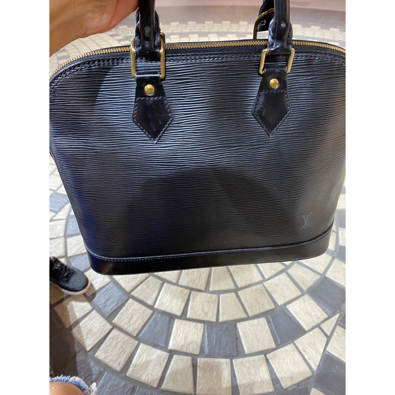 Louis Vuitton Alma pm epi black