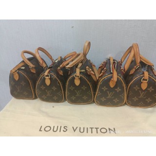 Lv speedy 6.5"used bag like new