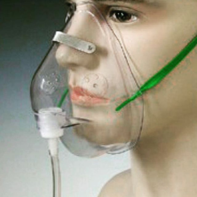 หน้ากากให้ออกซิเจน ผู้ใหญ่  พร้อมสาย (OXYGEN MASK) ไม่มีถุง