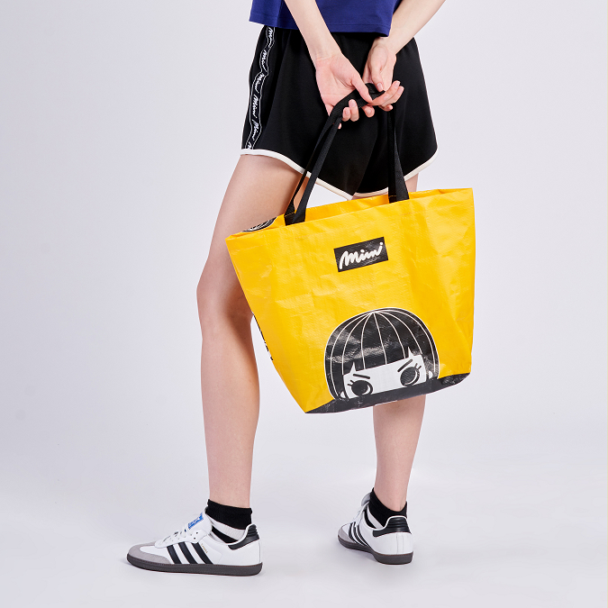 A'MAZE Shopping Bag  Big yellow กระเป๋า ช้อปปิ้ง สีเหลือง A9X6YE