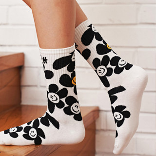 Chacha socks - ถุงเท้าข้อยาว flower แบรนด์นำเข้าจากเกาหลี