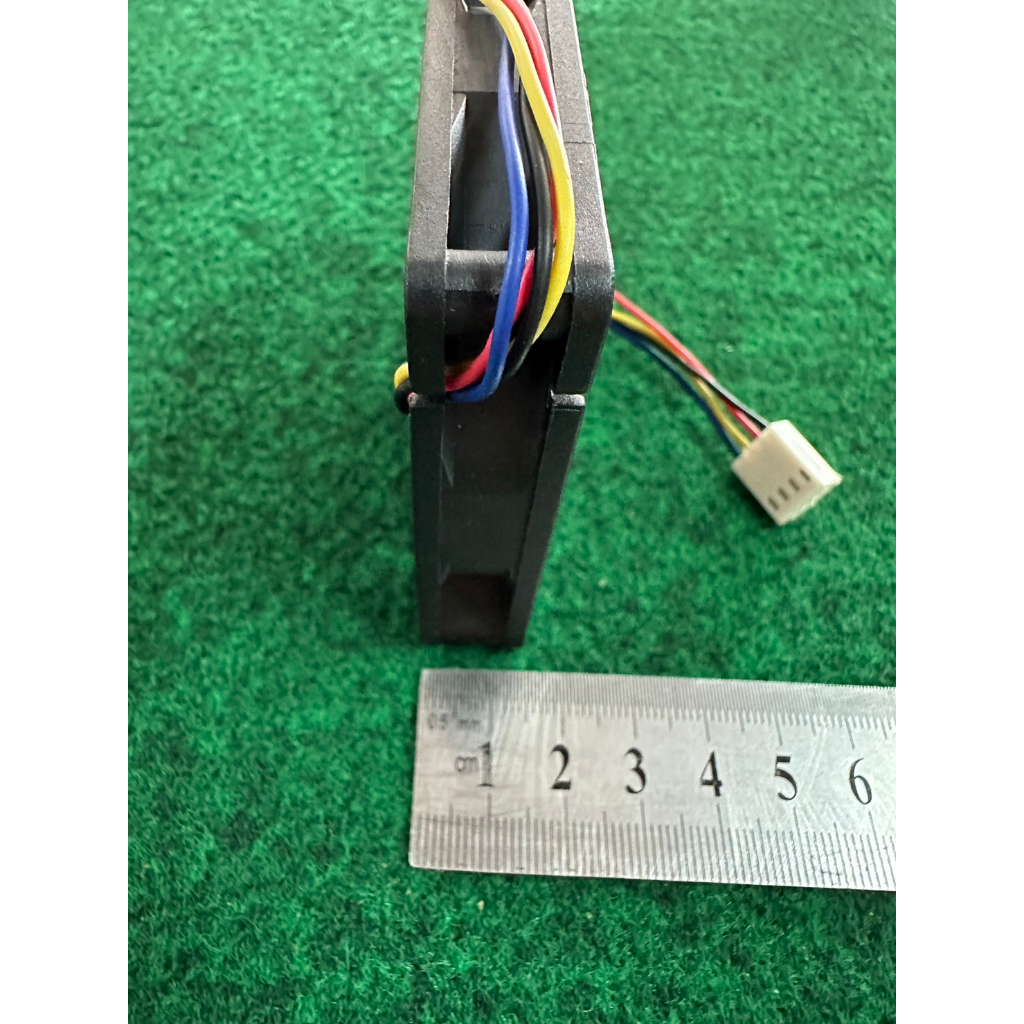 พัดลม 12V 4 Pin  ขนาด 7x7 cm หนา 1.5 cm พัดลมเคส พัดลม CPU จำนวน 1 ตัว