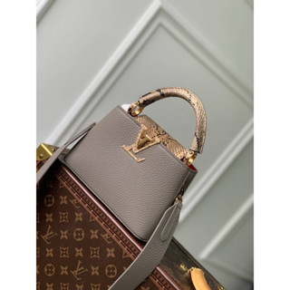 Louis Vuitton  Grad VIP Size 21CM free box set