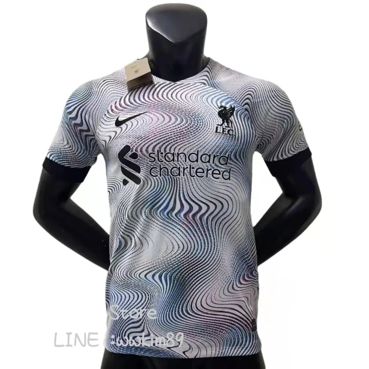 เสื้อกีฬาแขนสั้น ลายทีมชาติฟุตบอล Liverpool Fans Issues -2022/23 สีม่วง ไซซ์ S-3XL