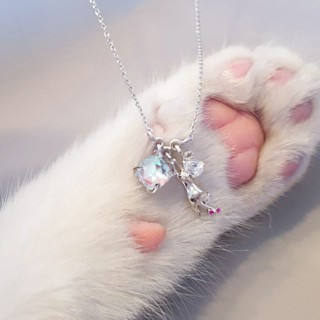 Wing Bling Dreaming Cat necklace