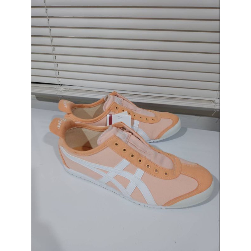 รองเท้าOnitsuka(แท้100%)