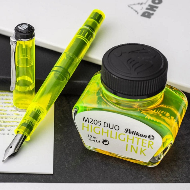 Pelikan Fountain Pen Special Edition Classic M205 Duo Neon Highlighter Yellow, BB nib + Highlighter Ink Yellow 30ml