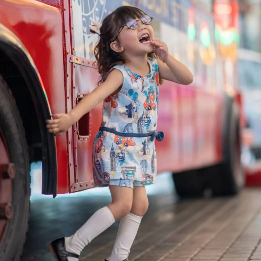 LONDON CELEBRATION 02 : Scooter Romper ชุดเดรส ชุดกระโปรง เสื้อผ้าแฟชั่นสำหรับเด็ก 100% Cotton Inter