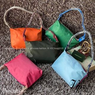 LONGCHAMP LE PLIAGE RE-PLAY Shoulder bag แฟน ๆ ของกระเป๋าไนลอนพกพาอันเป็นเอกลักษณ์ของแบรนด์ ตอนนี้มีคอลเลกชั่นใหม่ล่าสุด