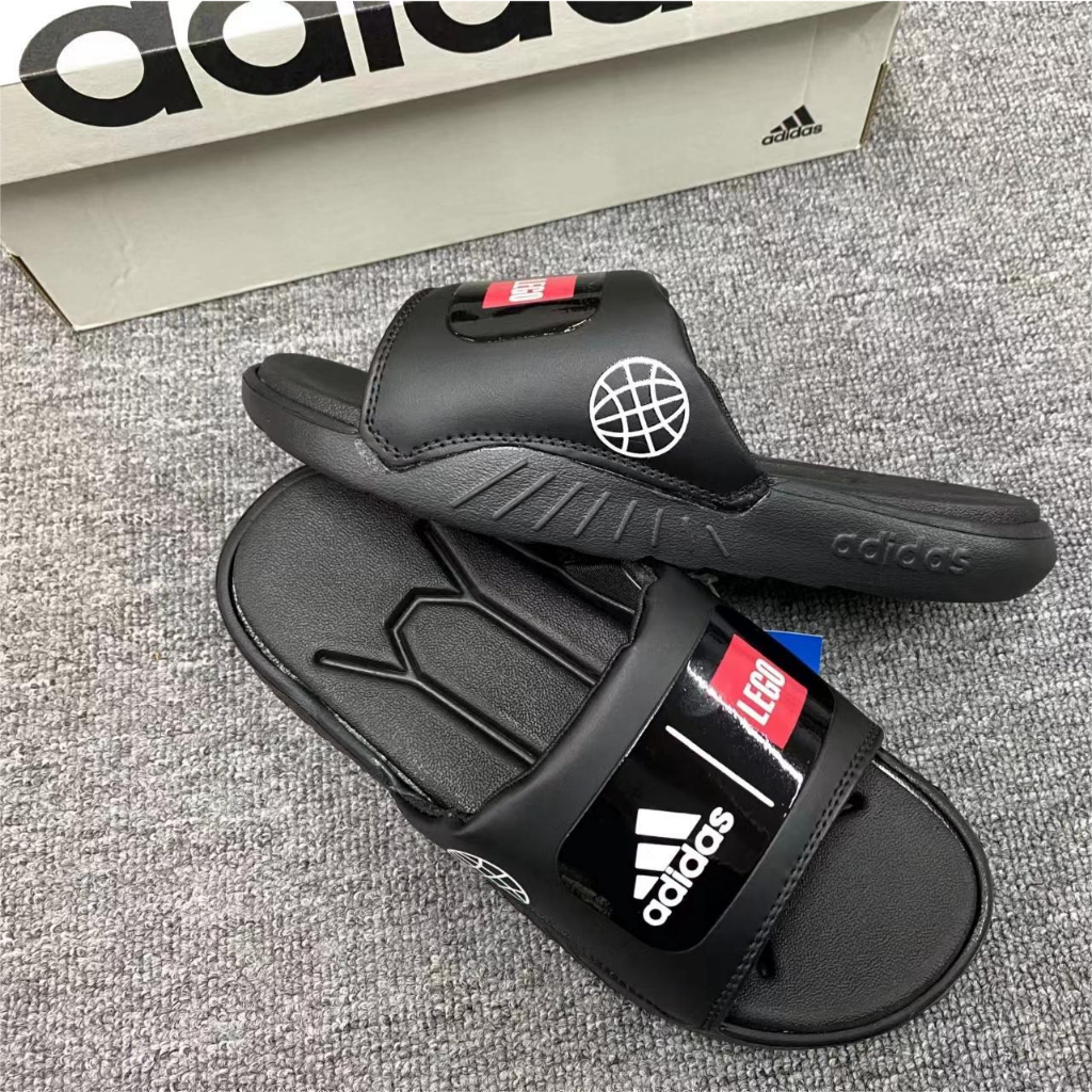 Collection รองเท้าแตะ Adilette Shower  white and black sandals รองเท้าแตะแฟชั่นฤดูร้อน ขนาด 40-44
