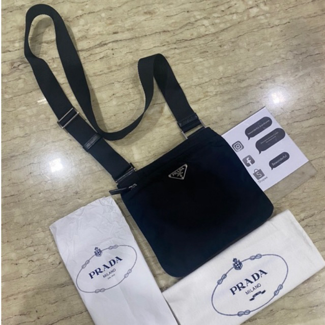 Prada mini nylon crossbody-unisex 8 นิ้ว ของแท้ กระเป๋ามือสอง กระเป๋าผู้ชาย สะพายข้าง ปราด้า พราด้า