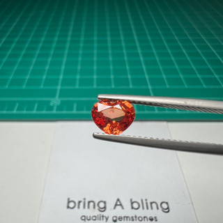 พลอยส้ม 1.16 ct (siam orange sapphire) ขนาด 5.9x7.0x3.5 มม. พลอยไทย เผาเก่า สีส้มสดสวยมากๆ