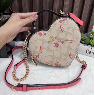 พร้อมส่ง แท้ 100% New Coach Heart Crossbody ck523