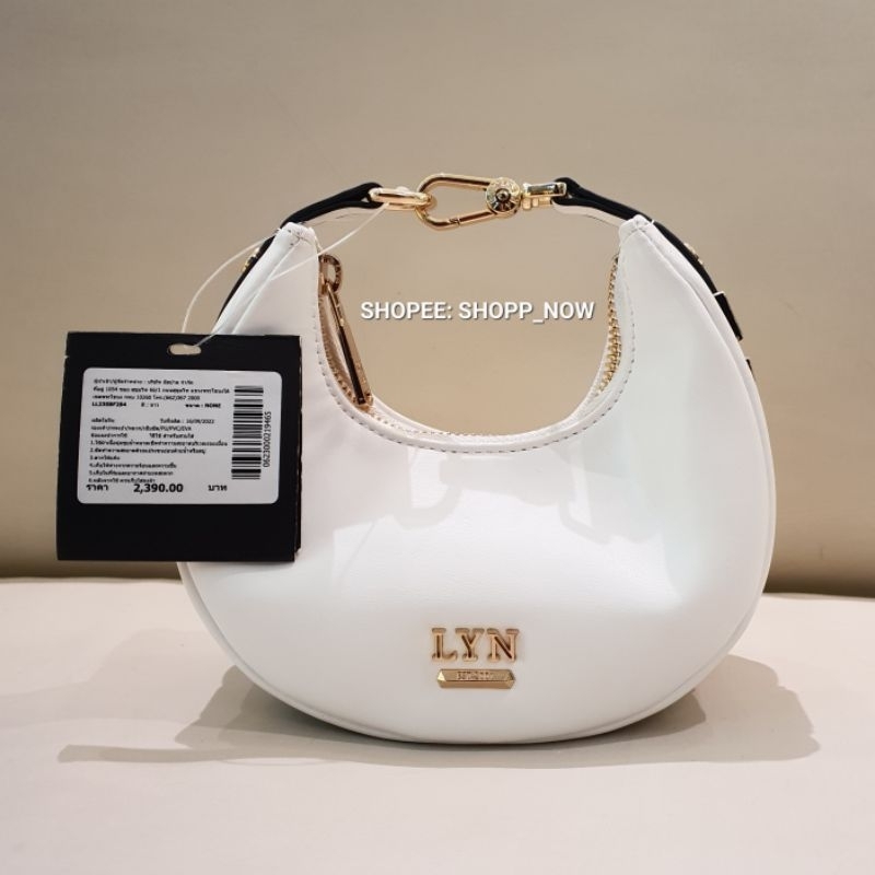 กระเป๋าจิ๋ว LYN กระเป๋าถือจิ๋ว LYN น่ารักมากกกก✨️ รุ่นนี้มี 3 สี ให้เลือก ดีไซน์เก๋ไก๋ ถือคลูๆสวยๆ👍 