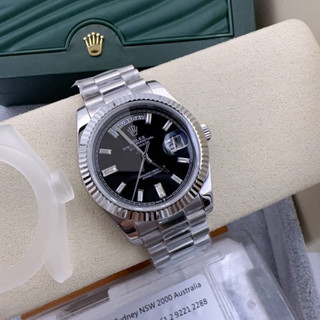 นาฬิกาข้อมือ Rolex Day-Date CC clean (พร้อมกล่องใส travel case)