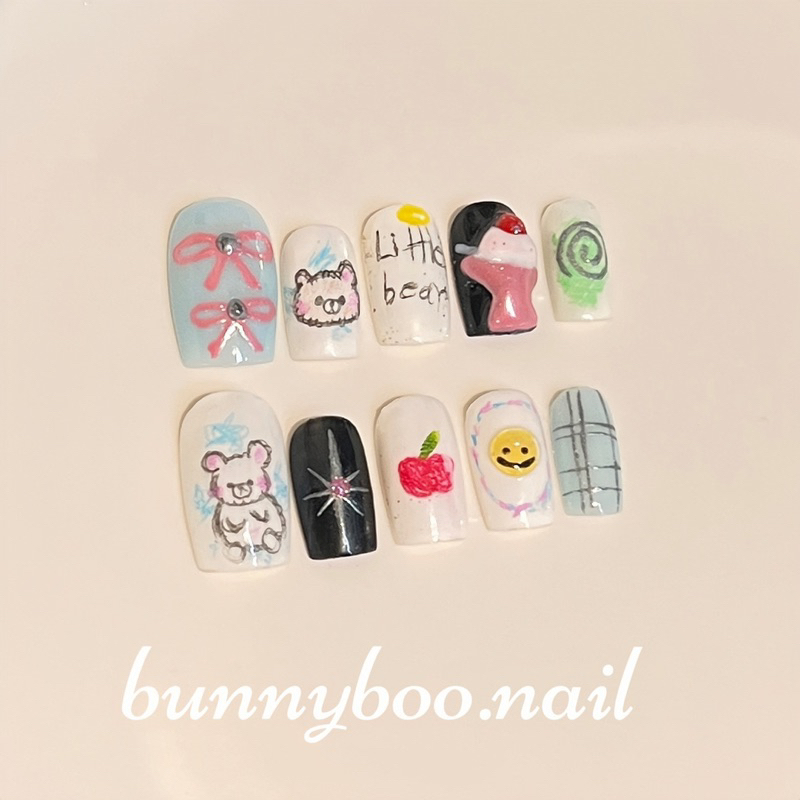 เล็บปลอมเจล (little bear )*ของจริงตัวน้องหมีจะออกสีน้ำตาลๆนะคะ