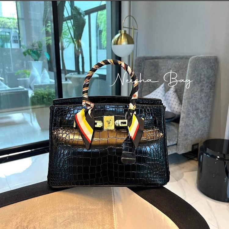 กระเป๋าทรง_BK  Croco 25 /30cm (10/12นิ้ว)_ มีแถมสาย1เส้นกระเป๋าถือ_แฟชั่นสะพายข้างผู้หญิง _กระเป๋า_ ฟรีของแถม