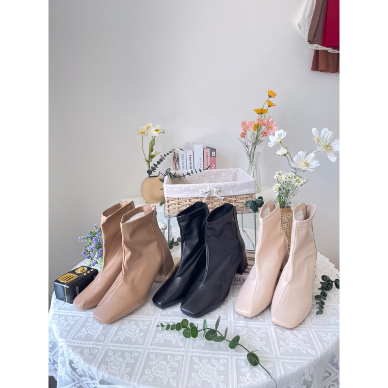 ꒰ พร้อมส่ง ꒱ บูทบุขนด้านใน ใส่กันหิมะ˚ ༘ #รุ่นบูทวาฟเฟิล เสริมส้น4cm (ถ่ายจากสินค้าจริง)