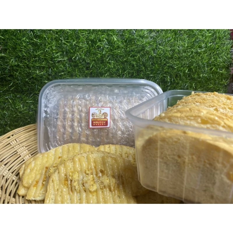 ขนมปังกรอบไก่หยองครูต้อยเบเกอรี่ 30 ชิ้น บรรจุ15 ชิ้น 2 กล่อง