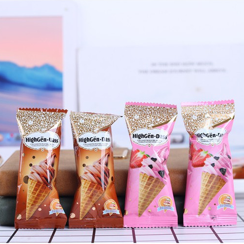 Biscuits, Cookies & Wafers 4 บาท (1 แถม 1) ขนมไอติมโคนช็อกโกแลต ไฮแกนดาส Chocolate ขนมนำเข้า สินค้ามาใหม่ต้องลอง เวเฟอร์โคนสอดไส้   (ซองเล็ก) Food & Beverages