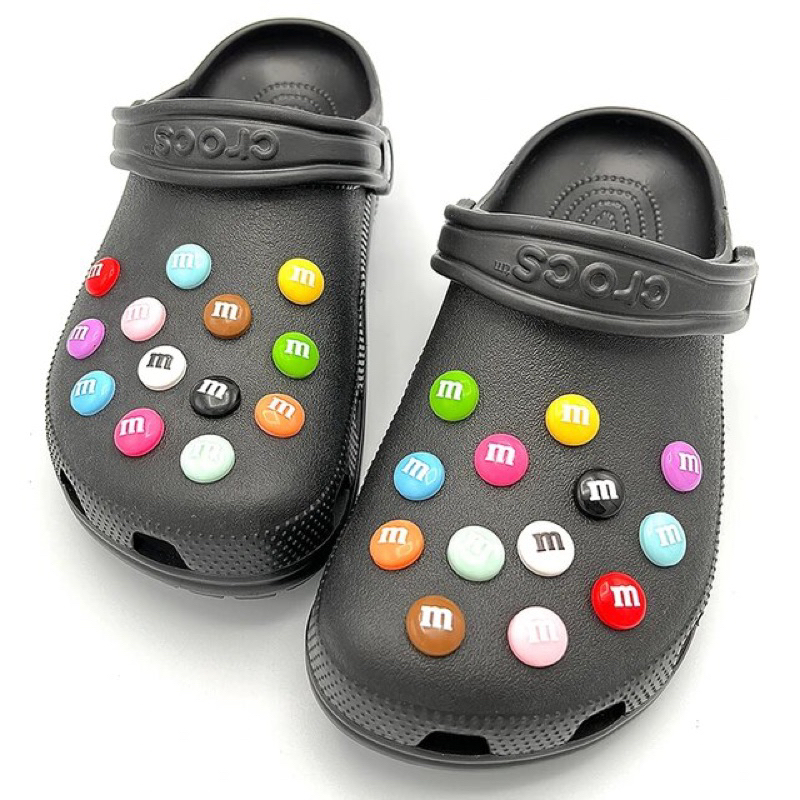 JBMM 👠🌈Shoe Charm Set Emo&m 2😃🎊🌈 ตัวติดรองเท้ามีรู เซต อารมณ์เอ็ม 2 ^^