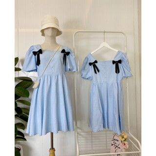 dressสีฟ้าแต่งเข็มกลัดโบว์