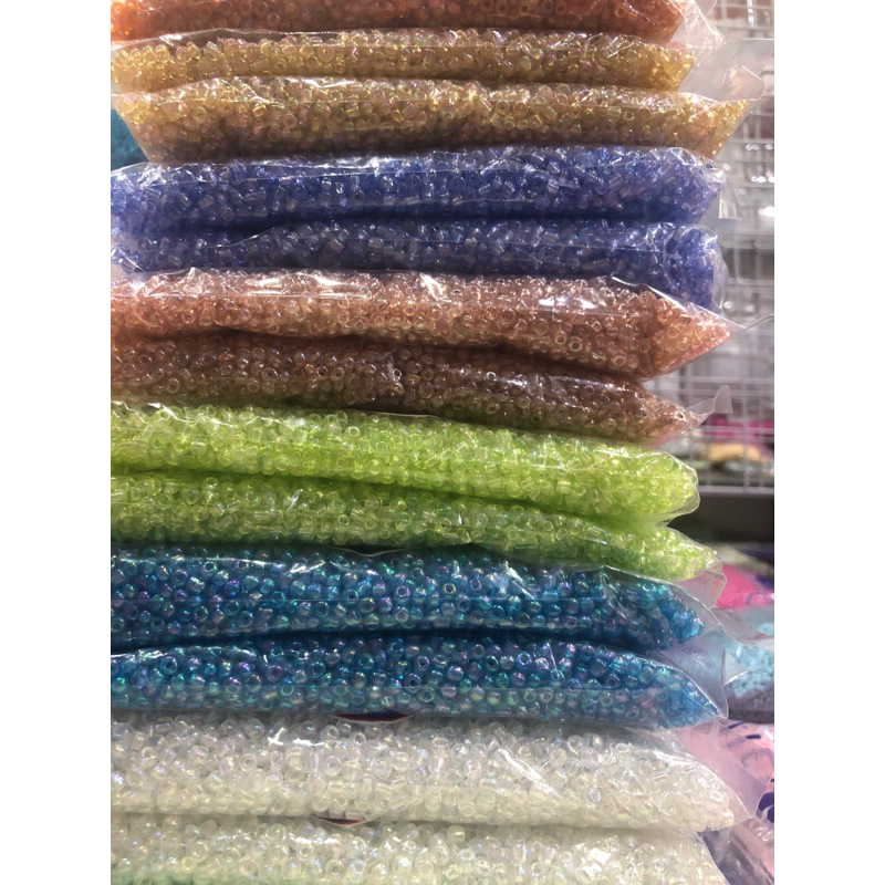 ลูกปัดเม็ดทรายสีรุ้งกรดดีสีไม่ลอกขนาด4มิลถุง450กรัม