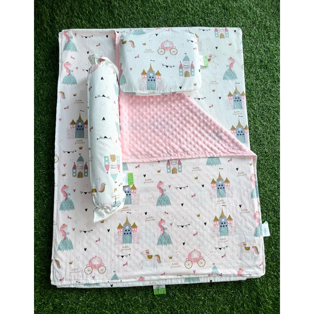 ที่นอนเด็ก ชุดที่นอนเด็ก ยางพาราแท้100%เช็ท 4 ชิ้น ที่นอนขนาด75x100ซม.หนา1" หมอนหลุม+ข้าง+ผ้าห่ม