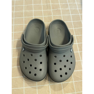 รองเท้าลำลองcrocs มือ2