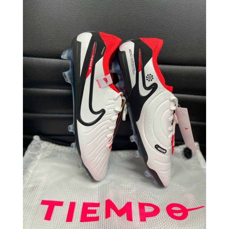 รองเท้าสตั๊ด Nike Tiempo Legend 10