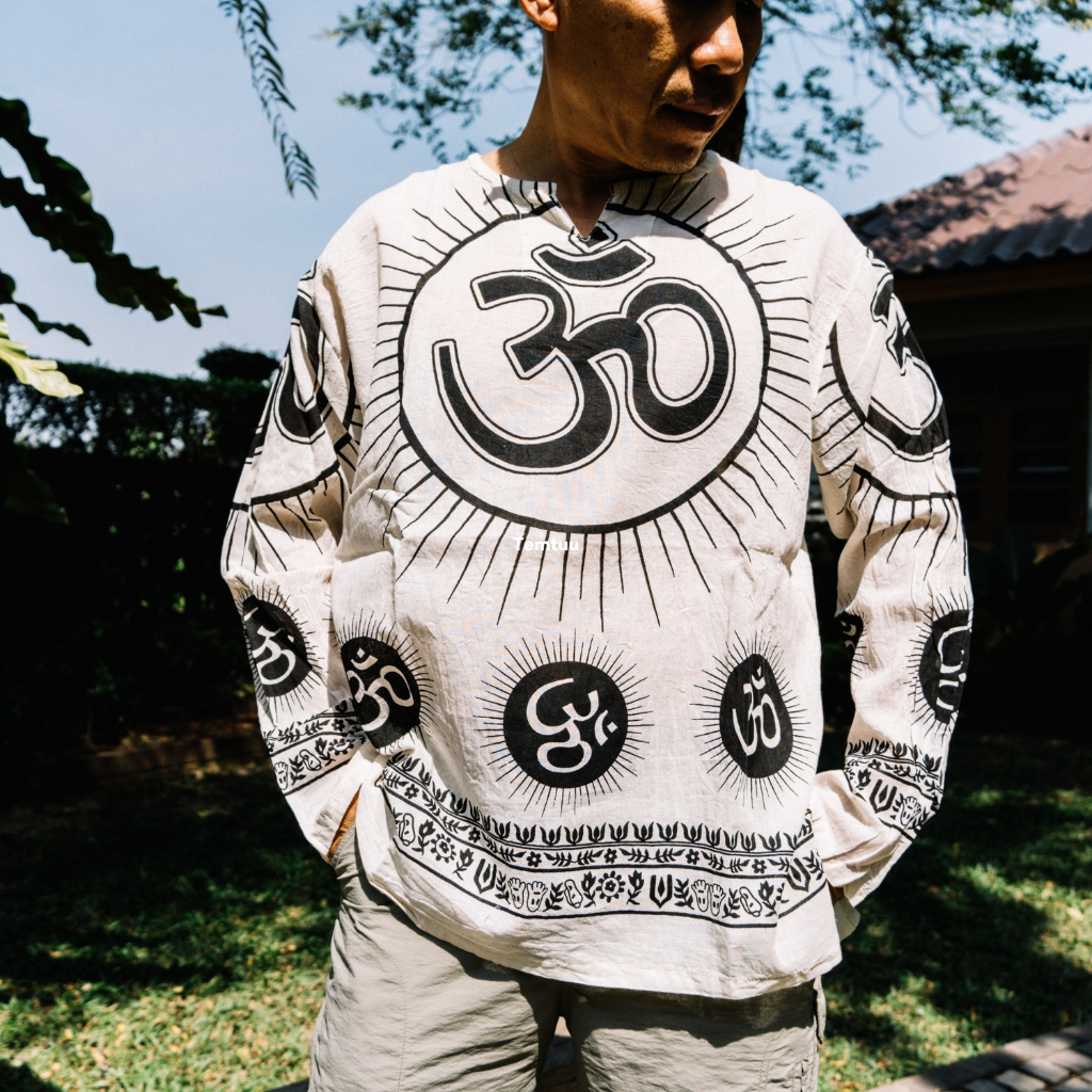 [ตัดเย็บ 3-4 วัน] เสื้อแขนยาวโอมรวี | Sun Ohm Tee เสื้อโอมใส่ไปทะเลเนื้อผ้าใส่สบาย