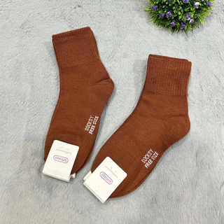 ถุงเท้านักเรียนสีsocksyน้ำตาลเด็กชายมีSize:4-6/5-7/7-9/9-12สินค้าผ้าหนานิ่มใส่สบายจ้า
