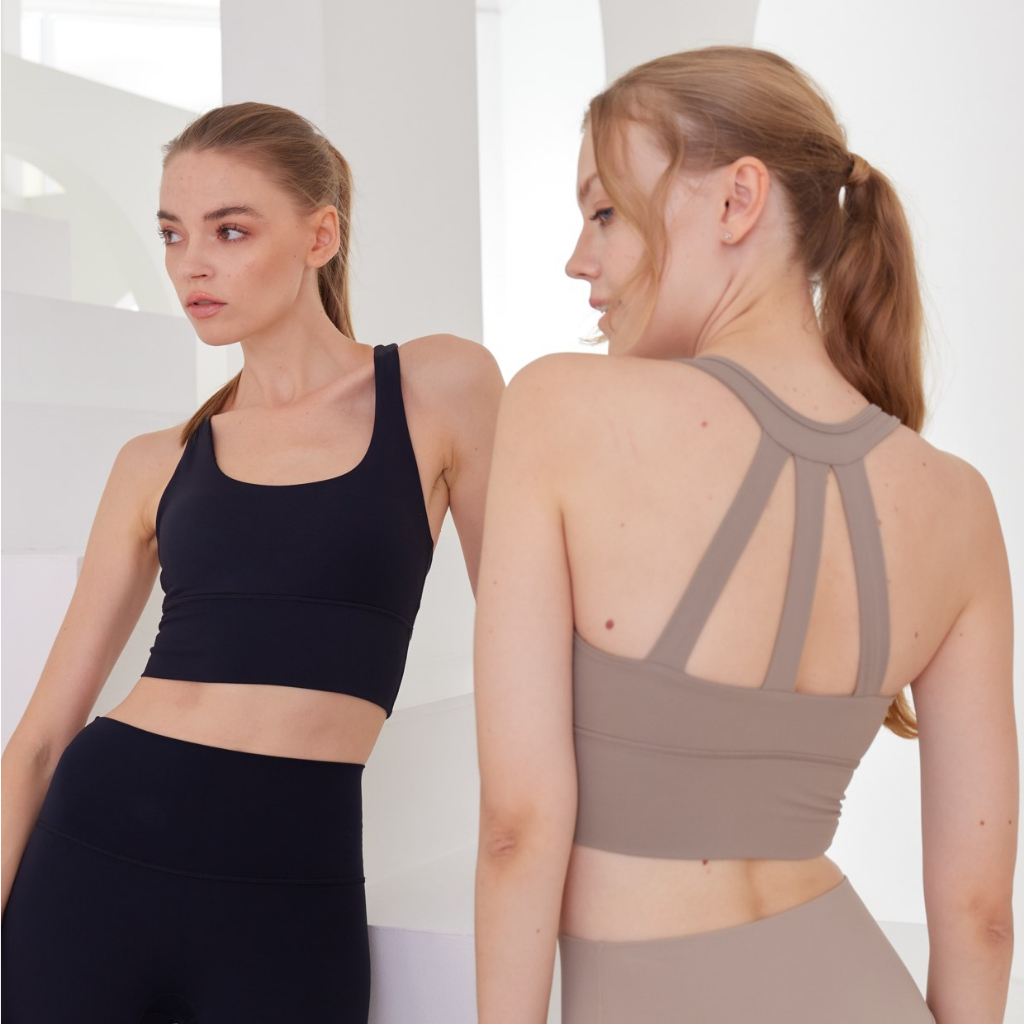 Penny Activewear สปอร์ตบราตัวยาว เอวลอย ทรงเรียบ หลังสายสามเส้น ลงตัวมากๆ ทรงเก็บกระชับ มีฟองน้ำ Iris Bra พร้อมส่งไทย