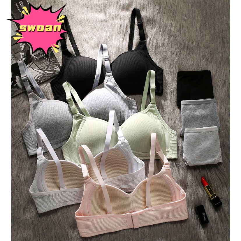 บราเกาะอก ผ้าร่อง ไร้ขอบ 3 ตะขอ มีฟองน้ําในตัว Swoan121