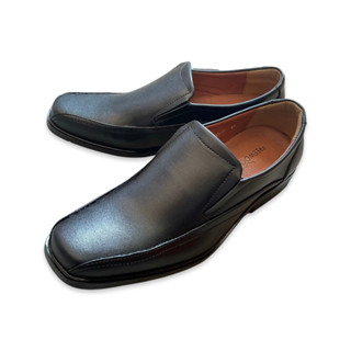 FREEWOOD BUSINESS SHOES รองเท้าคัชชู รุ่น 55-945 สีดำ (BLACK)