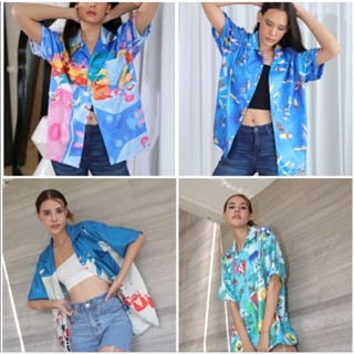 •• SURFING 🏄‍♀️ 𝐒𝐇𝐈𝐑𝐓 •• เชิ้ตลายคมๆ งานแบรนด์เกาหลี รุ่นนี้ใส่ชิลคือดีย์ที่สุดเลย จะใส่เป็นเสื้อคลุมหรือจะโอเวอร์คูลๆก