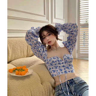 **Used ส่งต่อ** 🦋เสื้อลายดอกฟ้า🦋