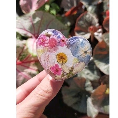 Griptokรูปหัวใจ สุดน่ารักใช้ดอกไม้จริง สั่งทำgriptok งานแฮนด์เมด